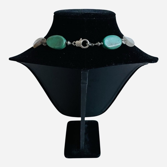 Chunky Turquoise White Stone Beaded Necklace Silver Flower Pendant 18" NWOT - Picture 3 of 3